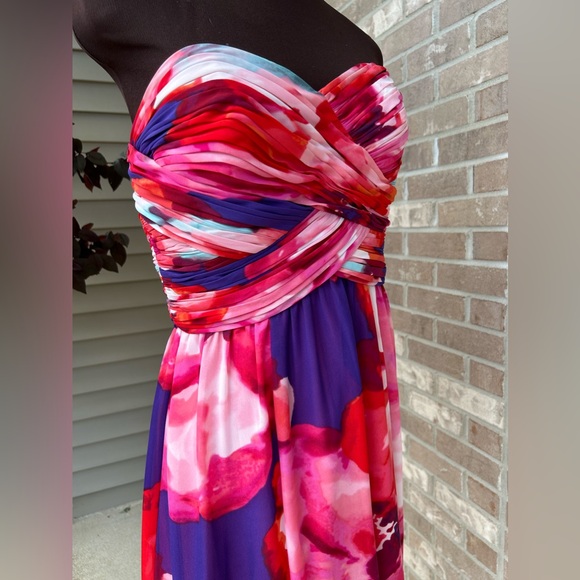 RALPH LAUREN s6 floral strapless gown Gorgeous, fully lined, side boning - Picture 4 of 6